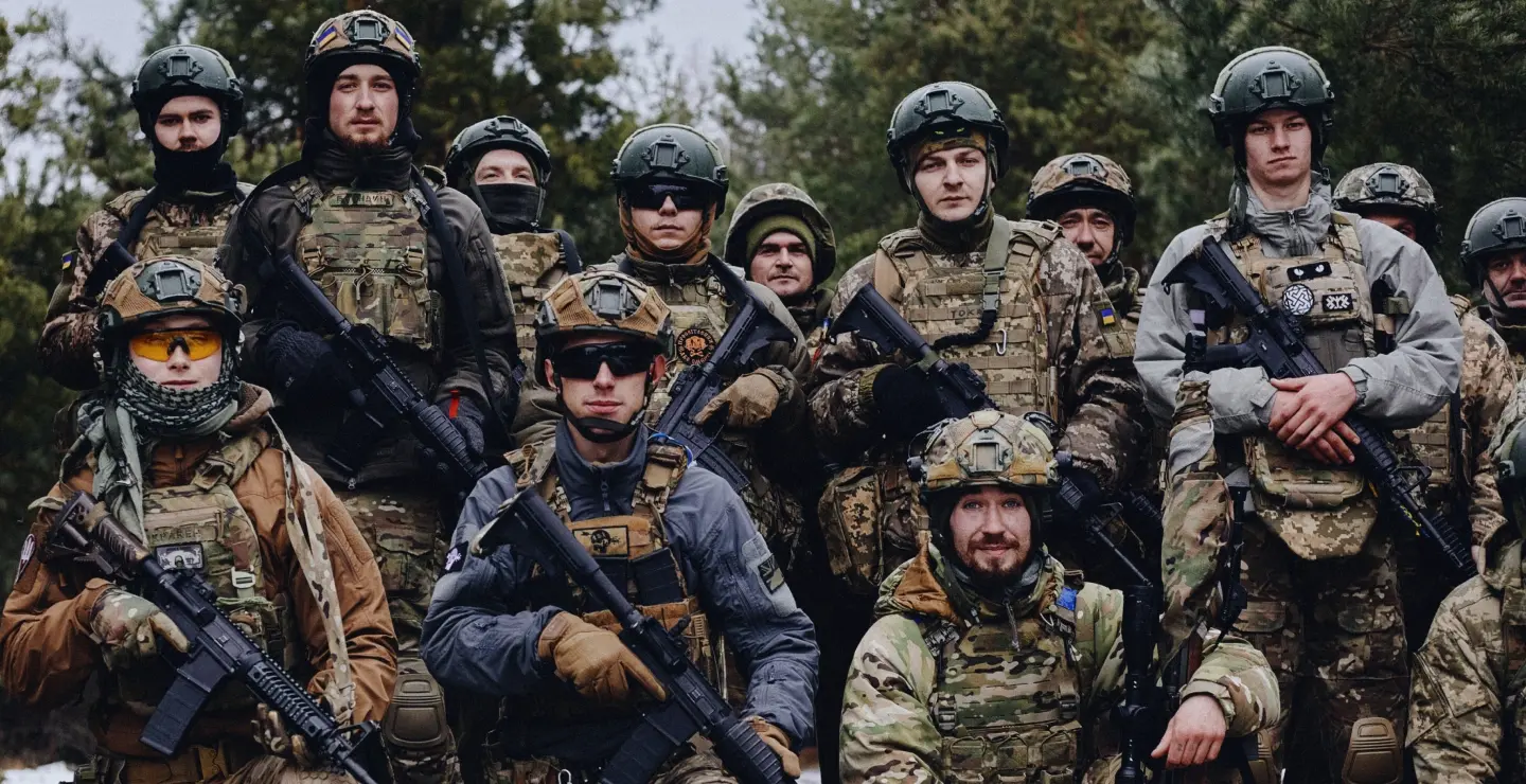 групове фото авангардистів